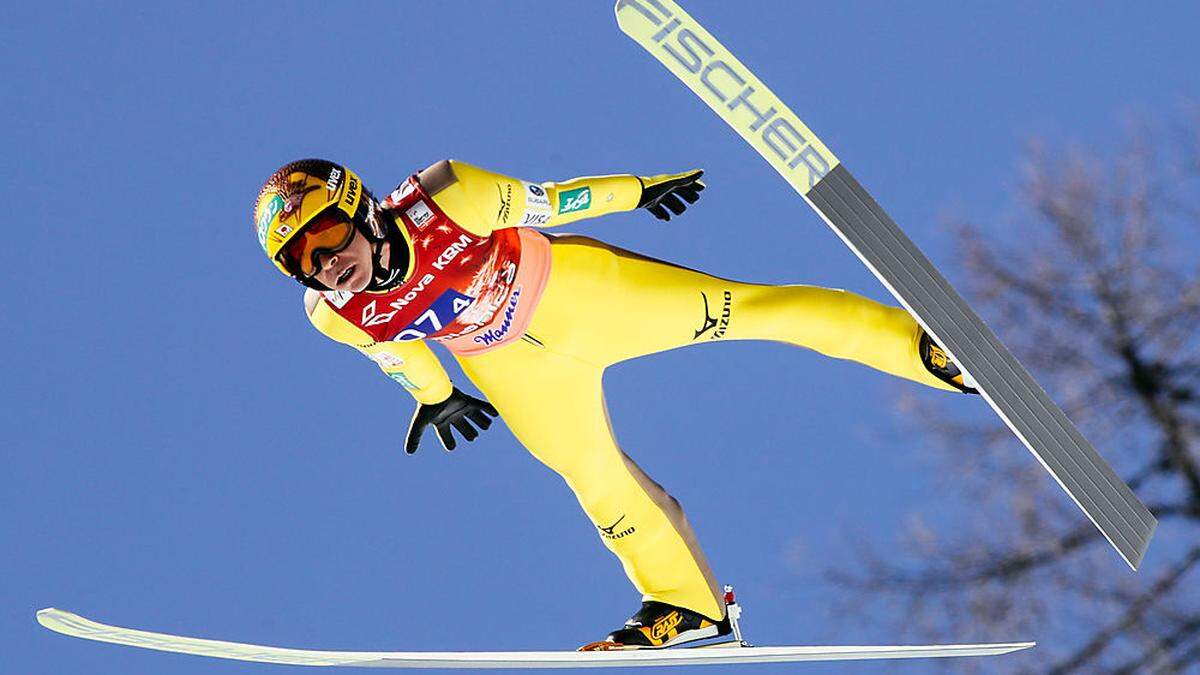 Noriaki Kasai schuftet in der Alpenarena Villach 