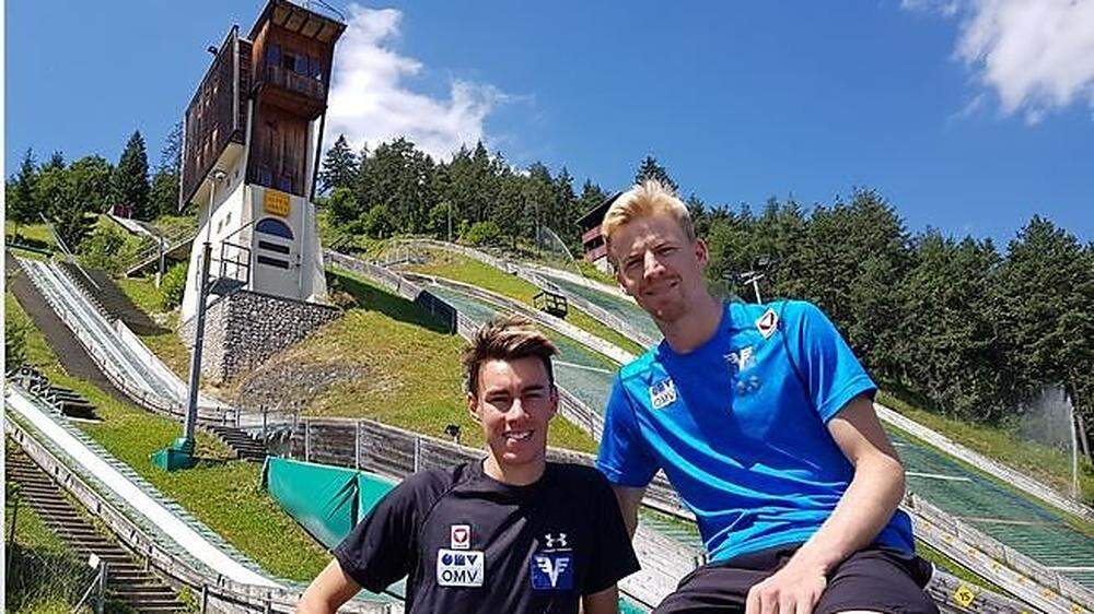 Stefan Kraft und Michael Hayböck nach dem Training in der Villacher Alpenarena