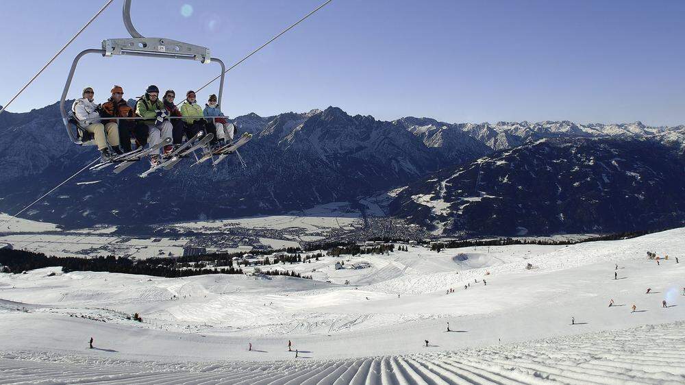 Die Lienzer Bergbahnen setzen ab der Wintersaison auf die Berg-Erlebnis-Card