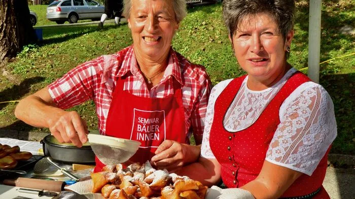 Regionale Schmankerl vom Apfel gab es unter anderen von den Seminarbäuerinnen