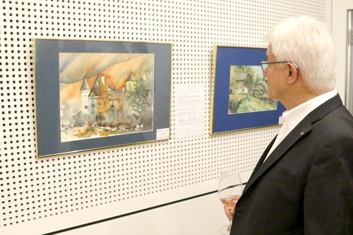 Die Ausstellung kann zu den Banköffnungszeiten noch bis Ende des Jahres besichtigt werden.  