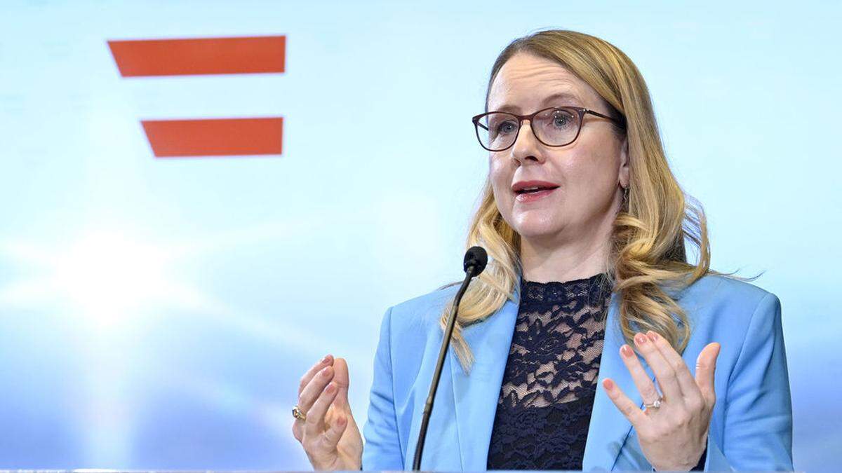 Die frühere Digitalisierungsministerin Margarete Schramböck setzte stark auf externe Berater