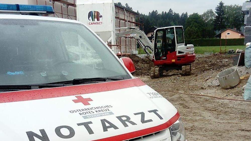 Das Rote Kreuz musste in Krottendorf-Gaisfeld zu einem Arbeitsunfall ausrücken
