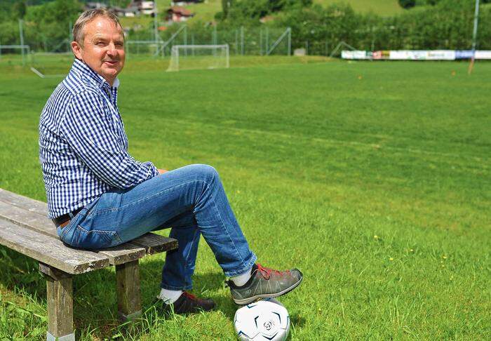 Franz Hinteregger steht im Schnitt 15 Stunden pro Woche am Fußballplatz