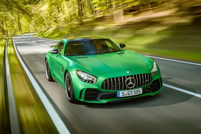 In 7.10,92 Minuten stürmte der Mercedes AMG GT R durch die Grüne Hölle.