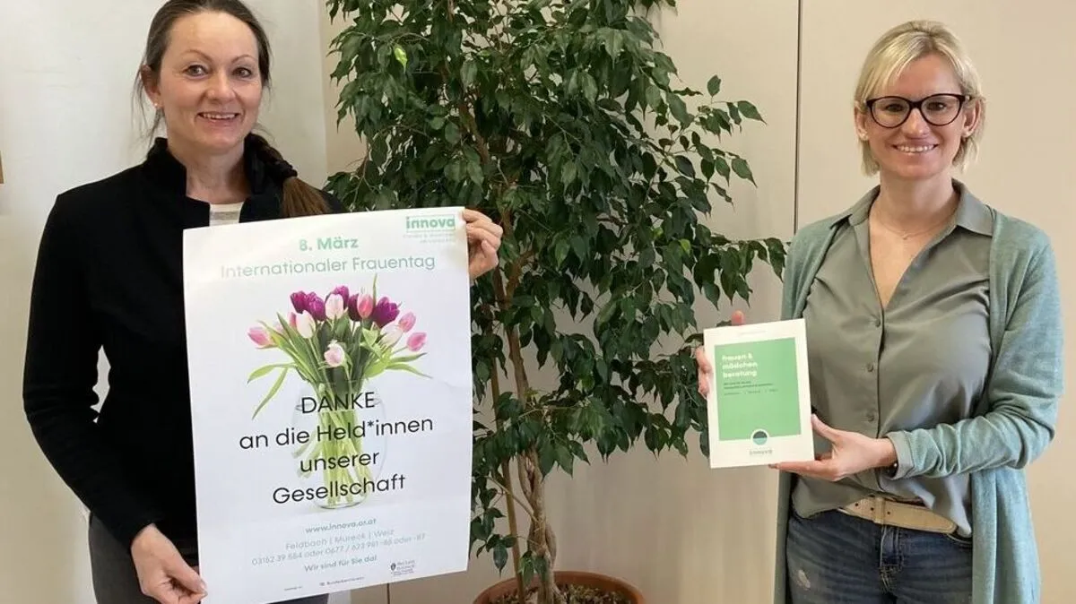 Ulrike Gärtner und Bettina Kuplen von der innova Frauen- und Mädchenservicestelle
