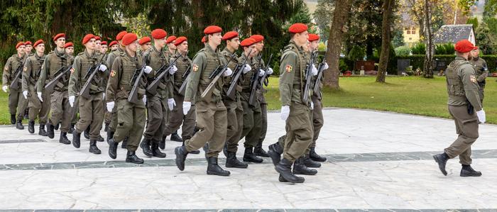 Bei der Allerseelenfeier in Klagenfurt-Annabichl wurde gefallenen Soldaten gedacht