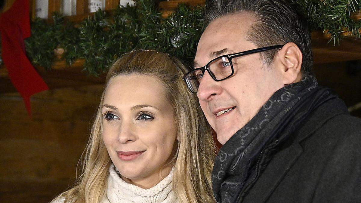 Heinz Christian Strache urlaubt mit seiner Familie im Osttiroler Defereggental 