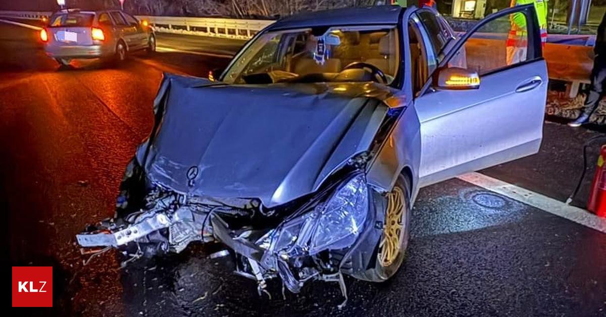 Auto-kam-ins-Schleudern-und-krachte-gegen-Leitschiene