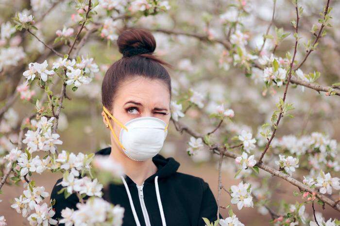 FFP2-Masken können die Symptome einer Pollenallergie mindern