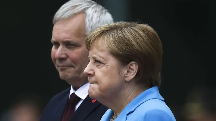 Merkel beim Treffen mit dem finnischen Premier Antti Rinne in Berlin 