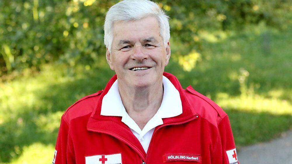 Herbert Hölbling ist für die Rotkreuz-Rufhilfe im Bezirk St. Veit tätig