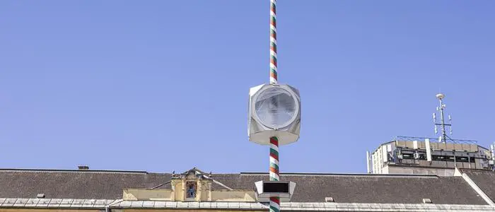 Von der Uhr ist derzeit nur die Hülle übrig