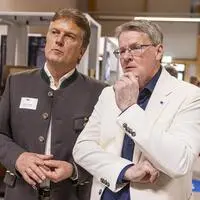 Gas(t)geber PMS-Geschäftsführer Franz Grünwald und AMS-Kärnten-Geschäftsführer Peter Wedenig