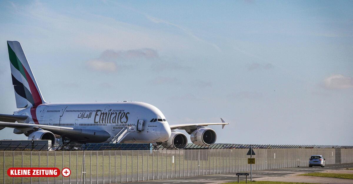 Airbus inspects 16 A380 aircraft