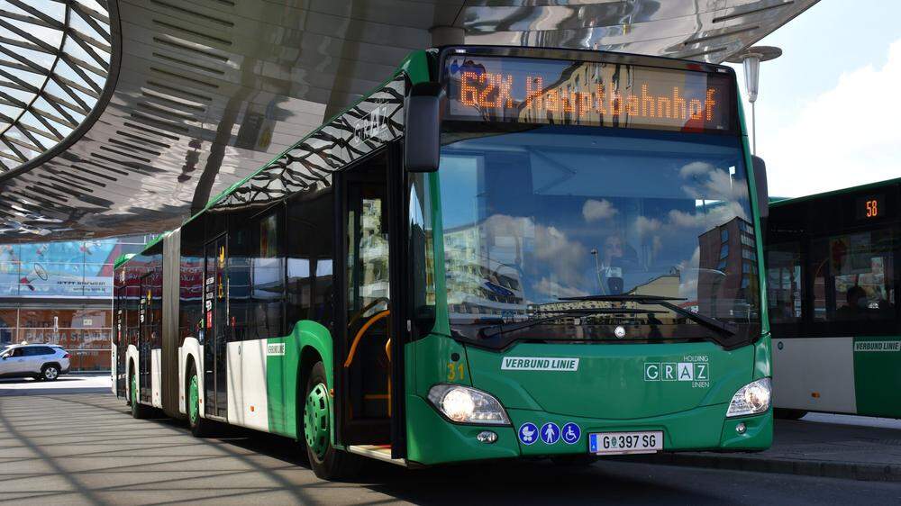 Ab sofort fährt die Buslinie 62 bis zur neuen Endstation „WKO-Wifi/tim“ – und von dort bis zum Hauptbahnhof mit dem 62X, ein „Expressbus“, der nur fünf Haltestellen kennt und dafür zehn Minuten brauchen soll