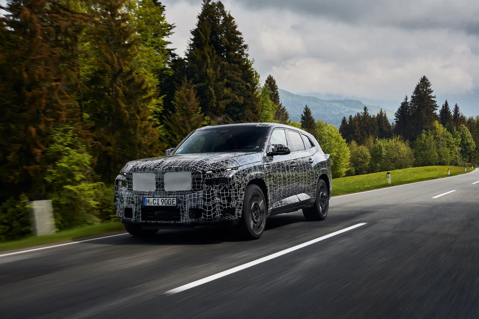 Der BMW XM wird ein Mega-SUV mit Mega-Niere