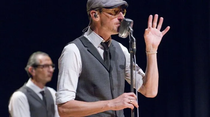 Die OldSchoolBasterds versetzten die Konzertbesucher in die 1950er zurück. Bei ihrem Konzert im Kulturhaus erweckten sie den Sound von Rock &amp; Roll-Musik wieder zum Leben.