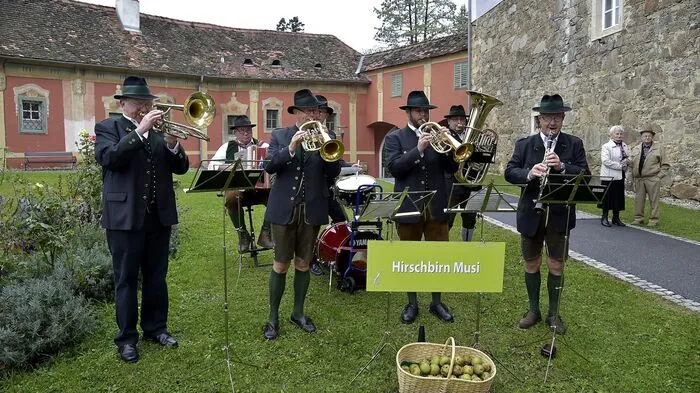 Schon zur Tradition geworden ist der Radio Steiermark Wandertag am 26. Oktober rund um die Pöllauer Hirschbirne