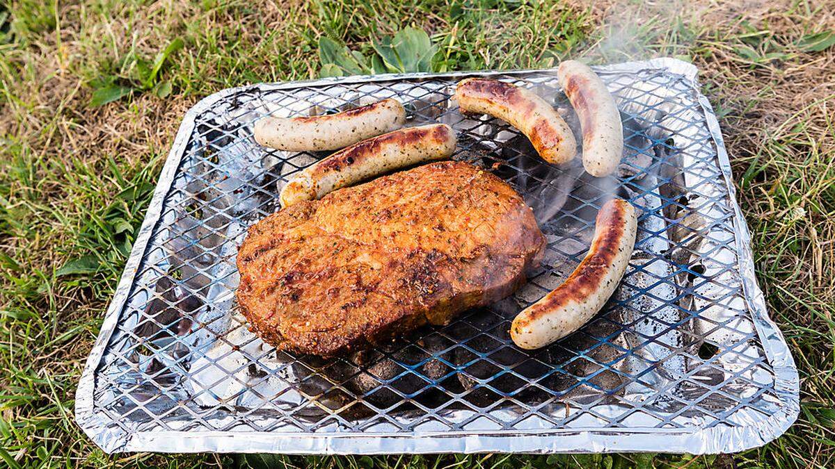 Bei marinierten Grillfleisch wird gerne auf die Herkunftsangabe vergessen