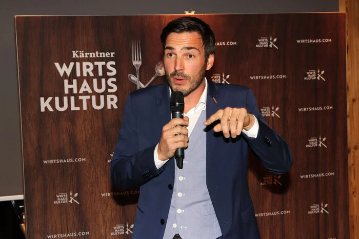 Grußworte gab es vom WK-Obmann Stefan Sternad.