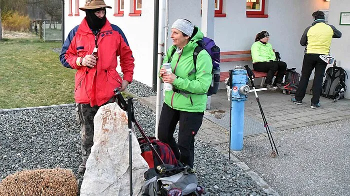 Trotz strenger Corona-Vorgaben begaben sich am Donnerstagabend zahlreiche Pilger auf den Weg über die vier heiligen Berge.