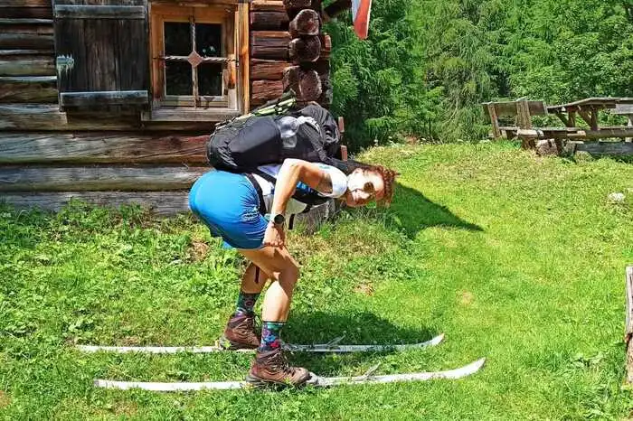 Bei dem unbeständigen Sommer muss man auf jede Wetterlage gefasst sein. Mit diesem lustigen Schnappschuss sichert sich Nicole Schawill aus Paldau den zweiten Platz. 
