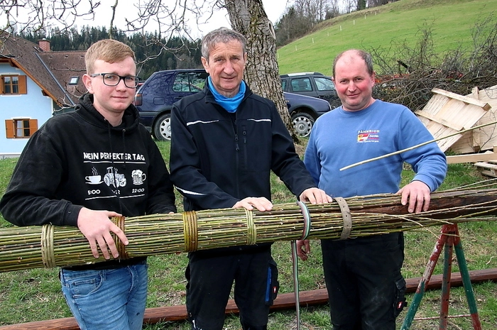 Die Palmbuschen werden bei der Palmweihe am Sonntag, dem 2. April 2023, um 8.45 Uhr bei der Pfarrkirche Kainach bei Voitsberg geweiht.