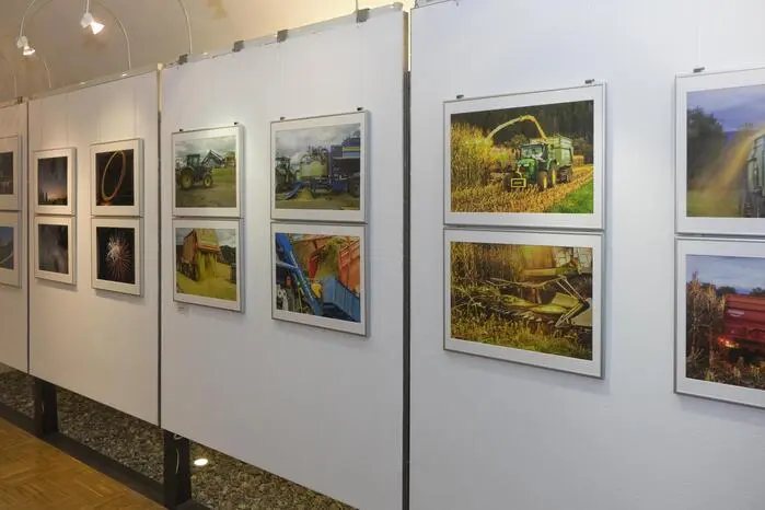Auch gemeinsame Projekte mit renommierten Fotokünstlern sowie Beiträge zu Initiativen des Landesfotoreferates der Naturfreunde gehören zum Programm.