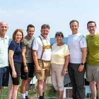 v.l.: Landesrat Willibald Ehrenhöfer, Landesrätin Simone Schmiedtbauer, Klubobmann Lukas Schnitzer, Bürgermeister Markus Prettenthaler, Landeshauptmann-Stellvertreterin Manuela Khom, Landesrat Karlheinz Kornhäusl, Landesgeschäftsführer Georg Preßler