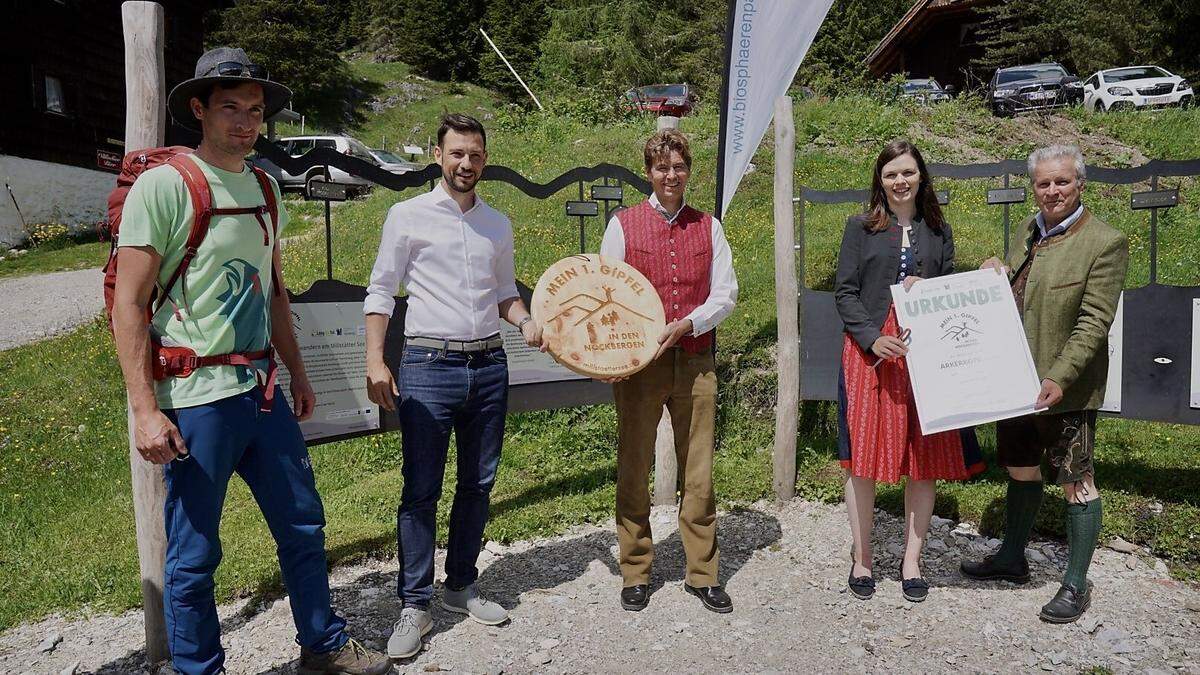 Ranger Jonathan Sandrieser, Schuschnig, Brandlehner, MTG-Mitarbeiterin Stefanie Egger, Rossmann im Langalmtal