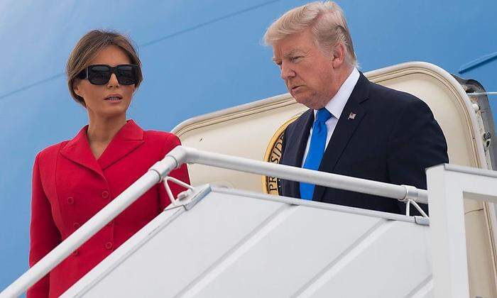 Bereits in Paris eingetroffen: Donald und Melania Trump 