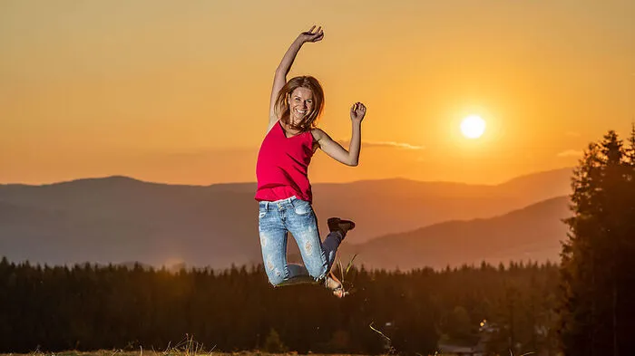 Das Sommerwetter, das ab heute Sonntag beginnt, verleitet zu Luftsprüngen