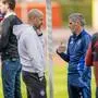 WOLFSBERG,AUSTRIA,18.MAY.25 - SOCCER - ADMIRAL Bundesliga, championship group, Wolfsberger AC vs FK Austria Wien. Image shows head coach Stephan Helm (A.Wien) and head coach Dietmar Kuehbauer (WAC).  
Photo: GEPA pictures/ Matthias Trinkl