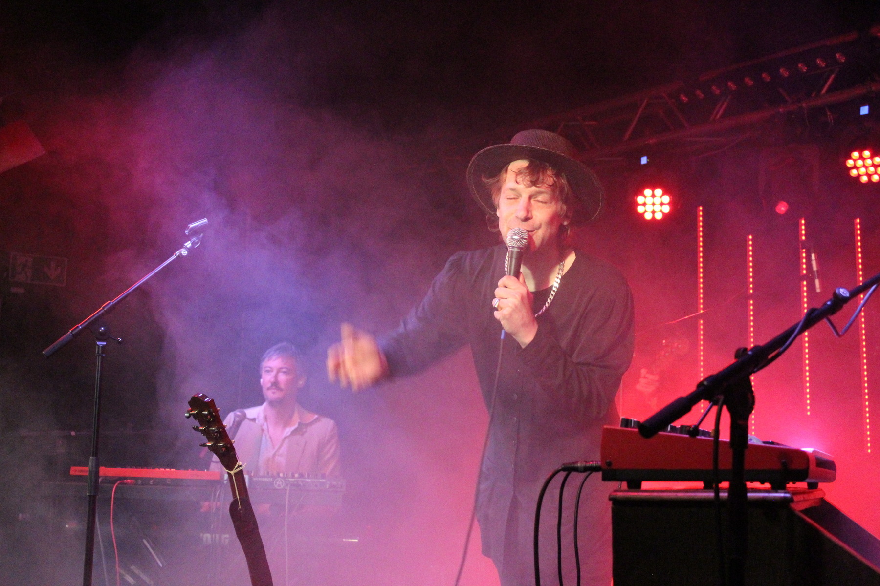 Fritz Club Klagenfurt: Voodoo Jürgens lud mit der Ansa Panier zum „Gschnas“