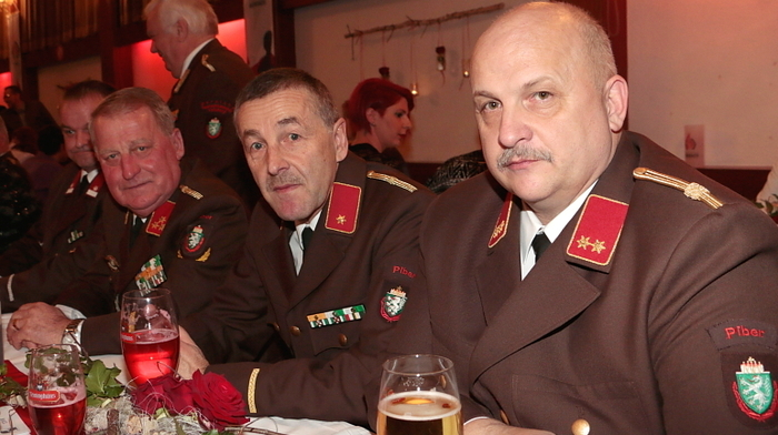 Die Mitglieder der Feuerwehr Bärnbach unter ihrem Kommandanten Bernhard Haller luden zu ihrem Ball in das Volkshaus Bärnbach ein.