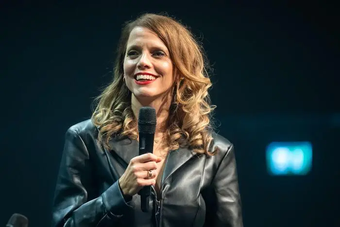 Irina Nalis kuratiert das Diskurs-Programm