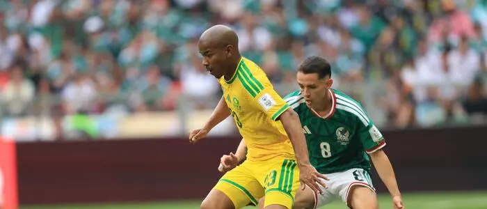Jayden Adams (links), hier im WM-Spiel gegen Mexiko, ist verstorben