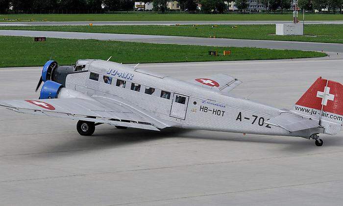 Die Ju-Air bietet touristische Rundflüge an