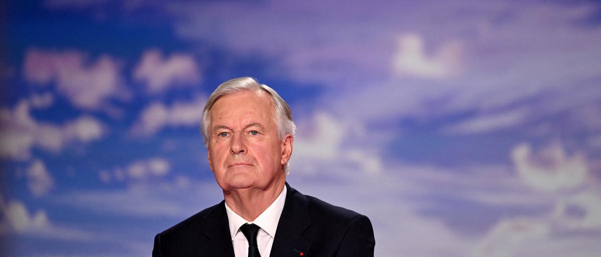 Premierminister Michel Barnier beglückwünscht sich  zu einer „Architektur des Gleichgewichts“. Der Wahlsieger ist im neuen Kabinett aber nur mit einem Minister vertreten