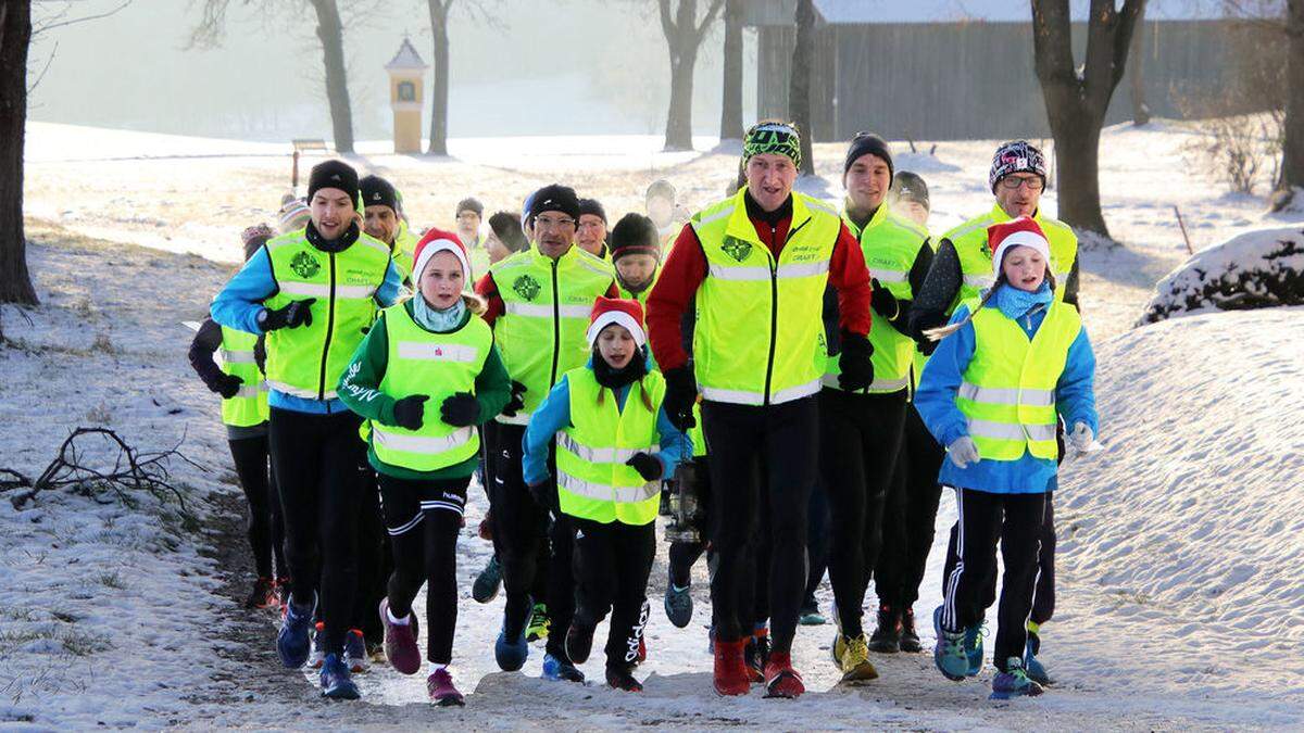 Am Wochenende bringen die Adventläufer wieder das Friedenslicht aus Mariazell nach Köflach 