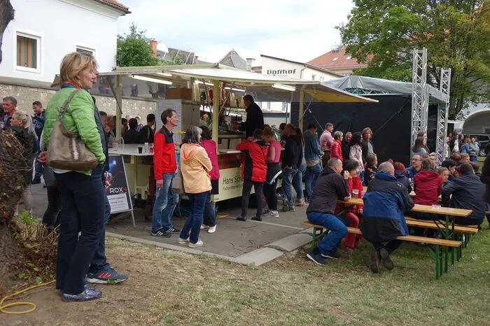 Selten war das Angebot für die Besucher so bunt: Das Stadtmarketing bot in enger Zusammenarbeit mit zahlreichen Judenburger Vereinen ein Fest für Groß und Klein. 