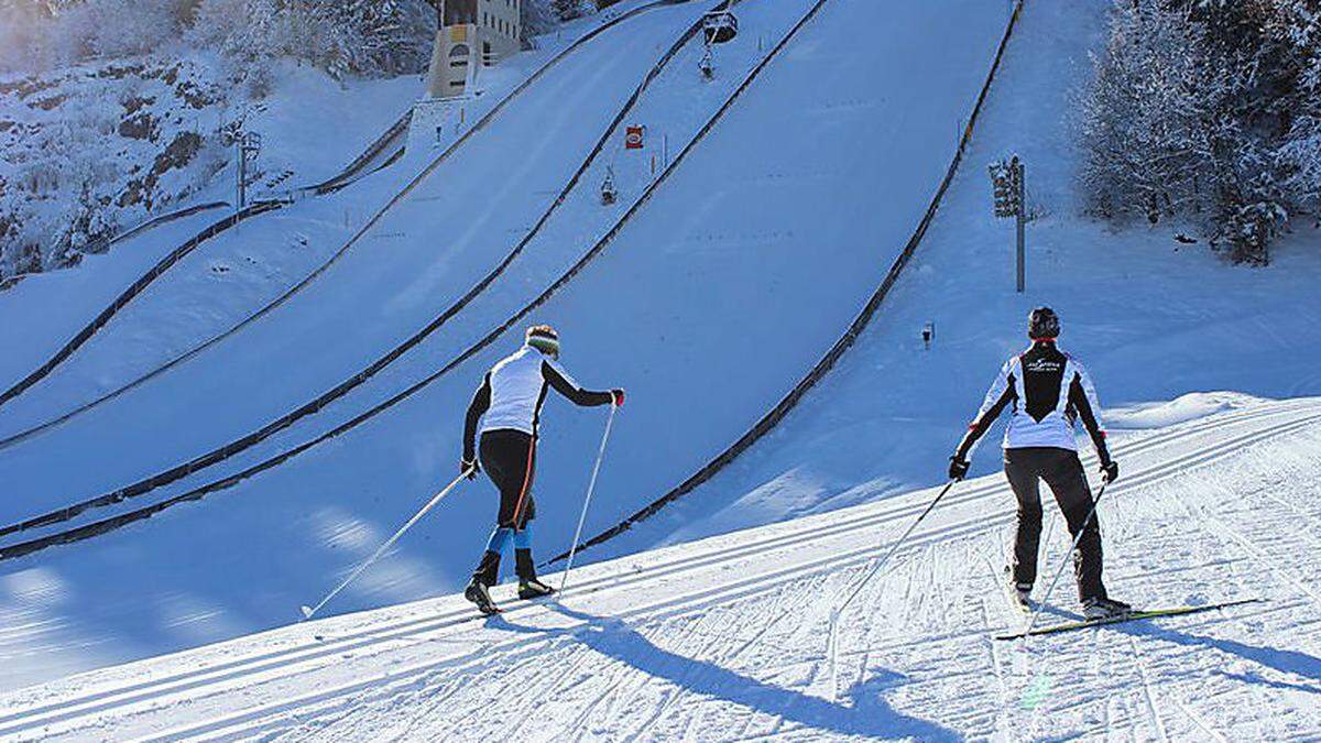 In der Villacher Alpen-Arena kann trotz Straßensperre gelaufen und gesprungen werden