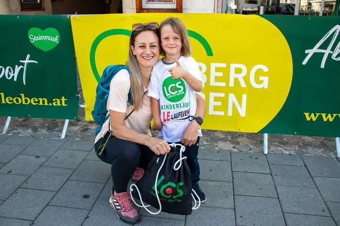 450 Kinder beteiligten sich am Windelsprint und drei weiteren Bewerben teil. Danach folgten die Nordic Walkerinnen und -Walker sowie die Laufsportbegeisterten.