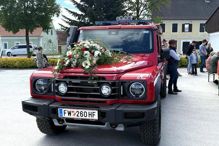 Es ist mit diesem Aufbau das erste Einsatzfahrzeug dieser Art.