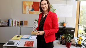 Gerhild Hubmann ist neue Präsidentin des Bildungsvereins, der sei 2010 alljährlich den Schulrechtspreis vergibt