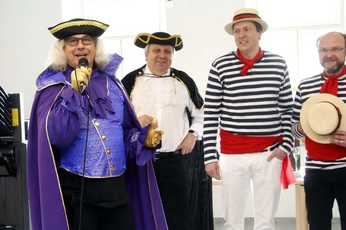 ...und dem Tourismusverband Fürstenfeld mit dem singenden „Giacomo Casanova“ Josi Thaller.