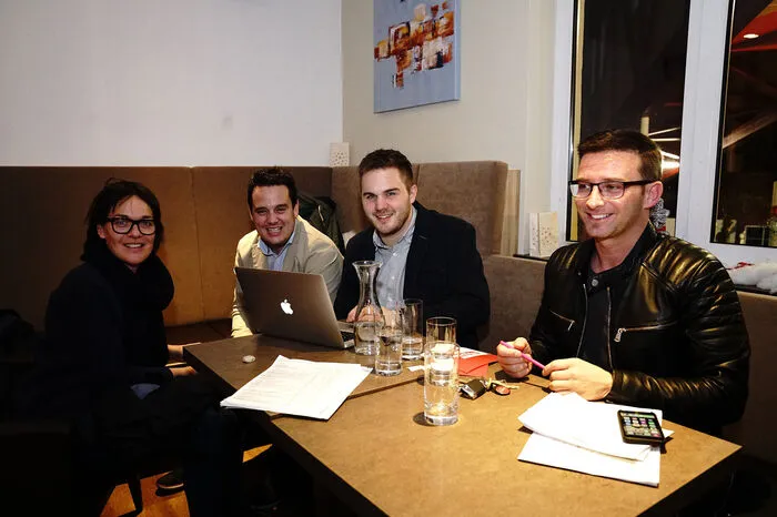Teambesprechung - alles wird genau geplant 