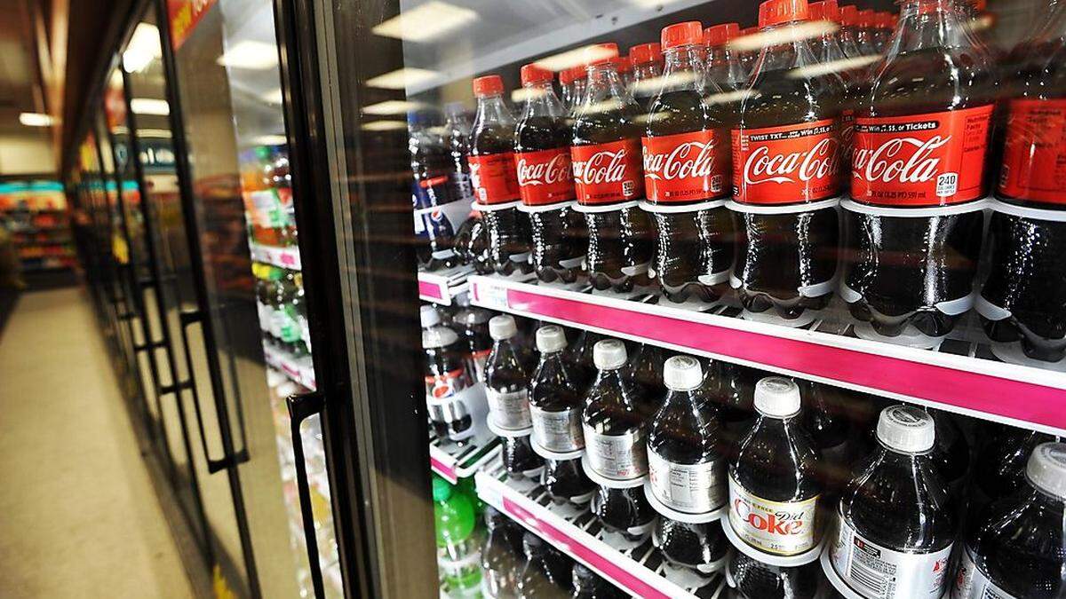 Die Schweizer müssen sich bei Coca-Cola an neue Größen gewöhnen