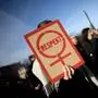 International Woman s Day Berlin DEU, Deutschland, Germany, Berlin, 08.03.2020 Demonstranten mit Schild Respekt Symbol biologisches Zeichen Symbol Frau Frauenpower auf dem Internationalen Frauentag unter dem Motto Internationaler Frauentag, Feminismus. Antidiskrimierung von der Vereinigung Frauenkampftahbuendnis am 8. Maerz in Berlin. Die Demostration zum Frauentag fordert die Gleichberechtigung und mehr Rechte von Frauen, die sexuelle Selbstbestimmung und protestiert gegen sexuelle Gewalt an Frauen und patriachale Strukturen. Seit 1921 wird der Frauentag jaehrlich am 8. Maerz gefeiert und ist seit diesem Jahr Feiertag in Berlin. Participants with poster Respekt and symbol Smash Sexism Women s power in favour of women s rights during the International Woman s Day in Berlin, Germany, 08 March 2020. Under the theme Celebrating, Strikung Kee